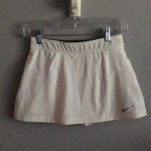Nike White Tennis Skort Size XS- Excellent!